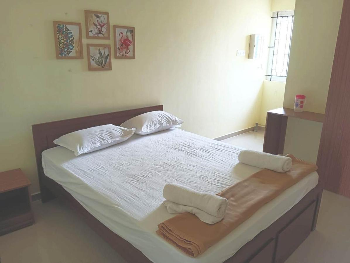 Surathi Enclave Standard Rooms Karumattampatti Exteriör bild