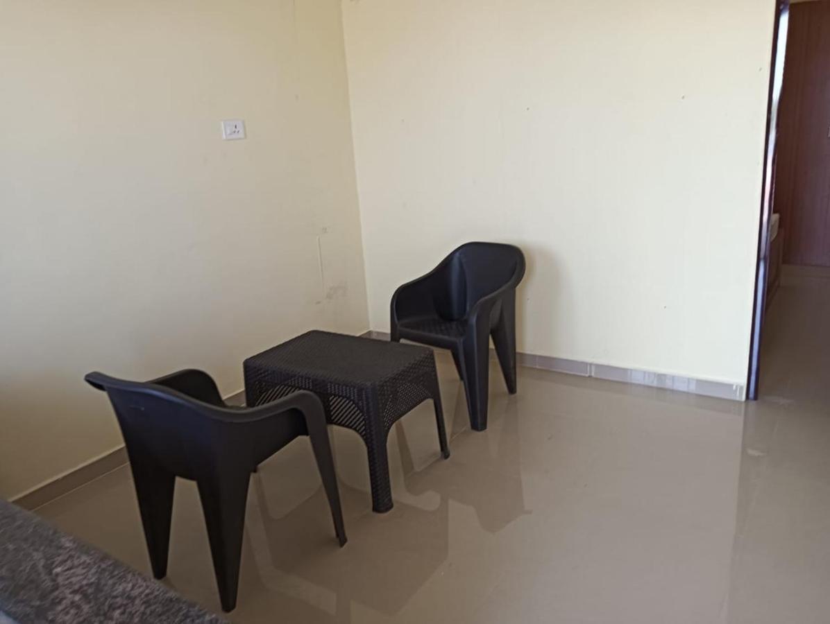 Surathi Enclave Standard Rooms Karumattampatti Exteriör bild